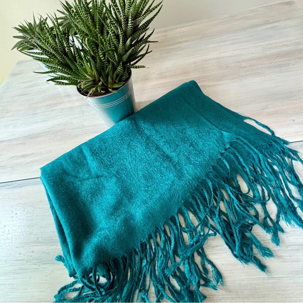 Aqua Turquoise Women’s Scarf/Wrap. One Size.